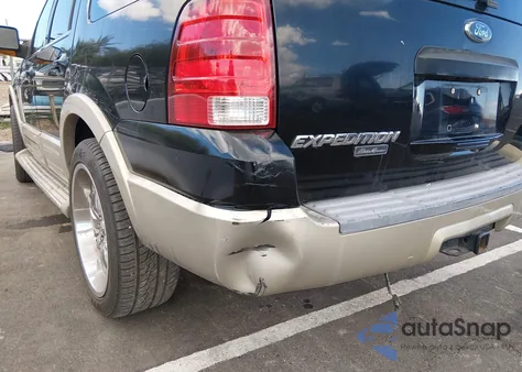 2005 Ford Expedition Eddie Bauer/King Ranch from USA, damaged, VIN 1FMPU17595LB03588